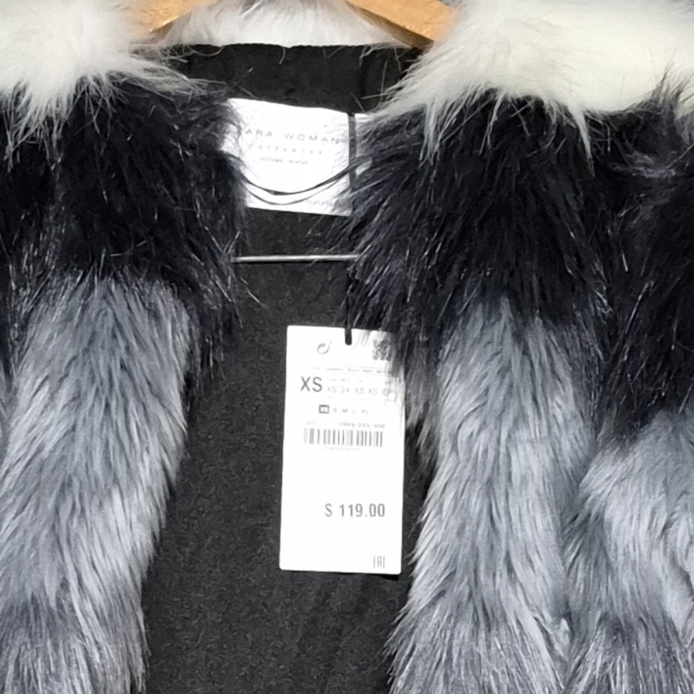 Zara Black and Gray Faux Fur Teddy Jacket - Picture 4 of 4